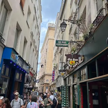 Cozy In Saint Germain Des Pres דירה *