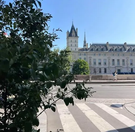 Διαμέρισμα Cozy In Saint Germain Des Pres *